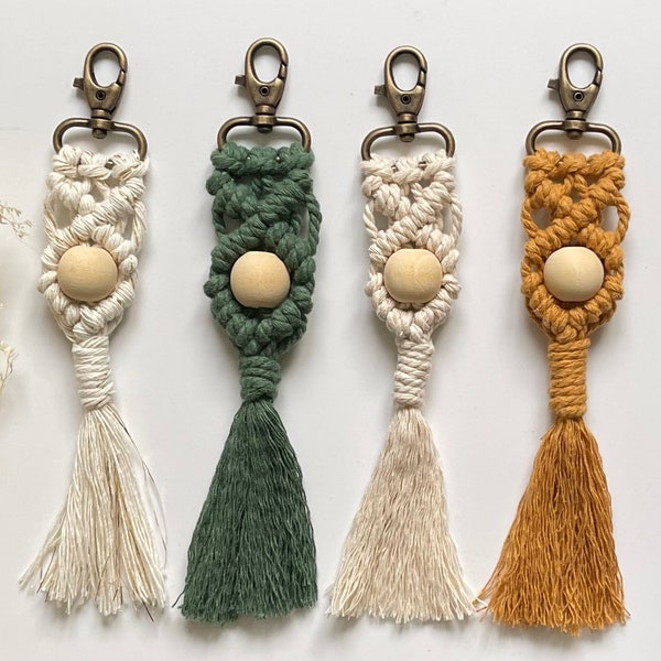 Porteclef couleur personnalisable en macramé, porte clef coloré en tissus - coton bio - perle en bois