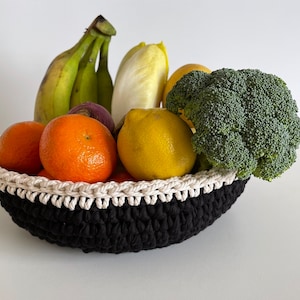Crochet basket, customizable color / fruit basket / storage basket / XXL basket