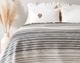 Veloura Anthrazit Doppelte Quasten Decke