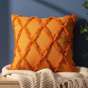 Turuncu Geometrik Punch Dekoratif Kırlent Kılıfı