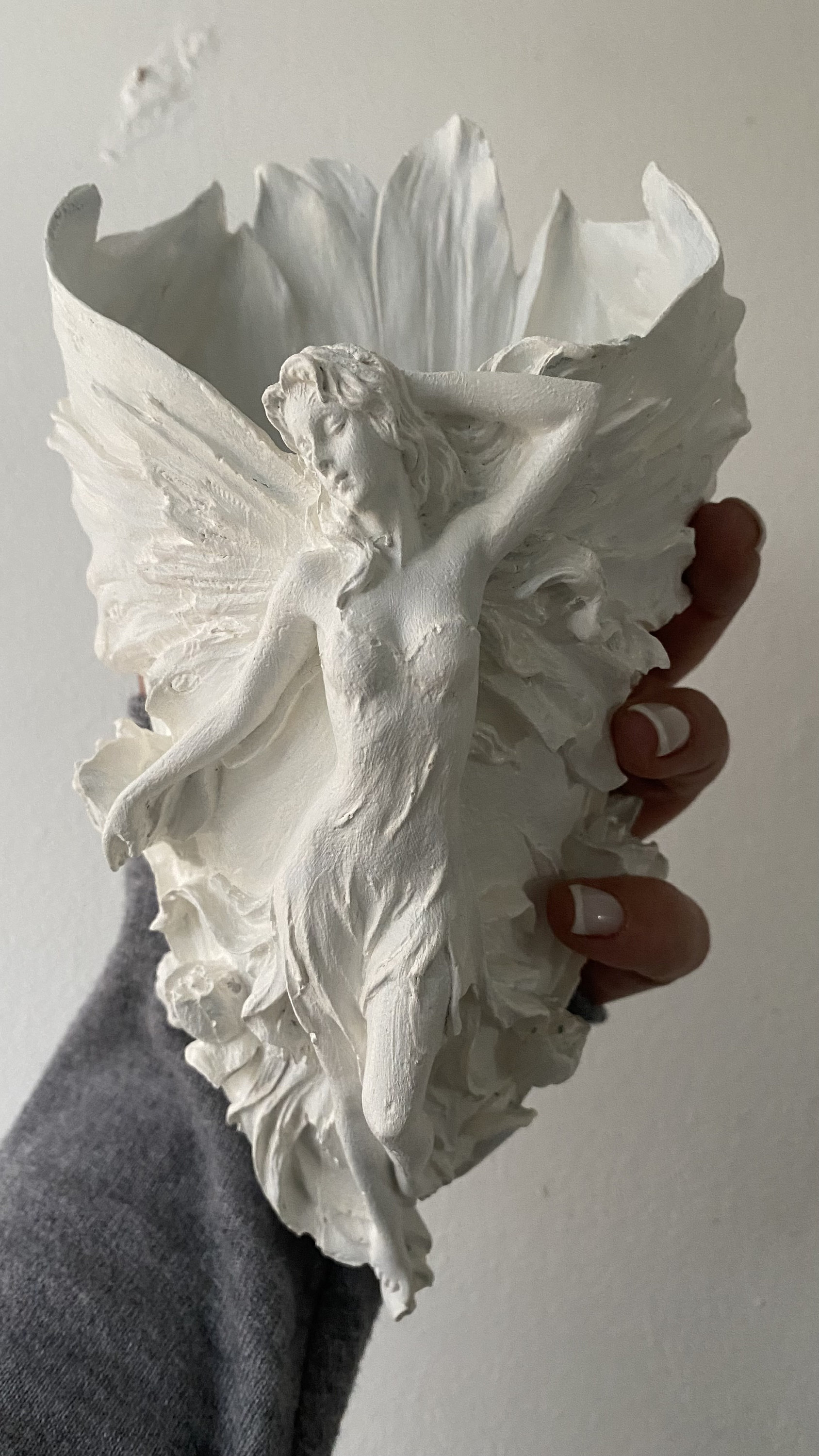 Wall Hanging Planter Pot , White Minimalist Wall Art , Plant Holder