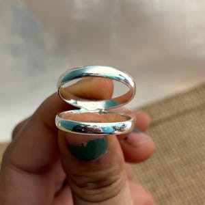 Sterling Silver Swan Ring: Two-Line Open Stackable Ring