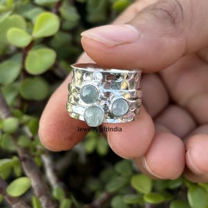 Aquamarine Sterling Silver Spinner Ring: Hammered Two Tone Band
