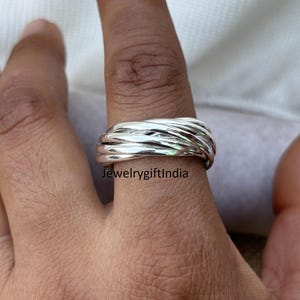 925 Sterling Silver Eight interlocked Ring, Multi Band Rings, Intertwining Rings, Eight Rolling Rings, Sterling Silver, Handmade Gift Ring