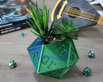 D20 Succulent Plant Pot / 3D Printed DnD / Dungeons And Dragons / DnD Gift / Fun Miniature Plant Pot / Novelty Planter / Christmas Gift