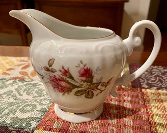 Grantcrest China Produced In Japan; Royal Rose 8 pz Creamer - Beautiful