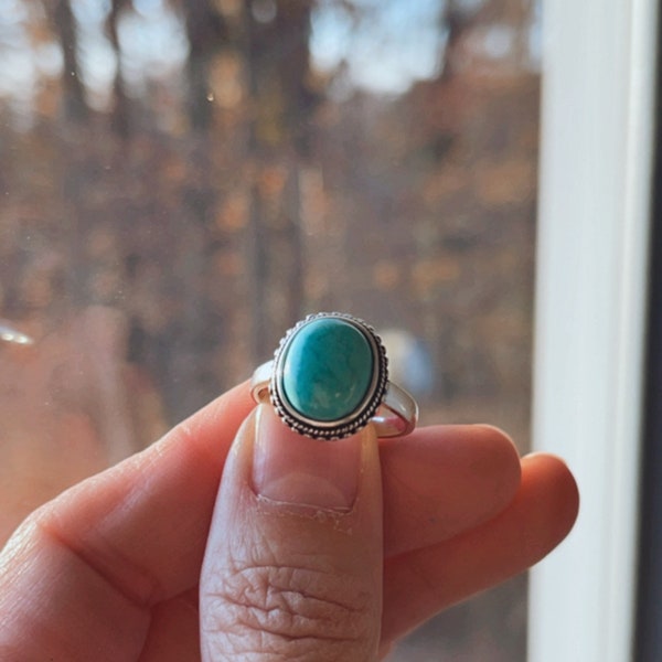 Oval Silver Turquoise Ring