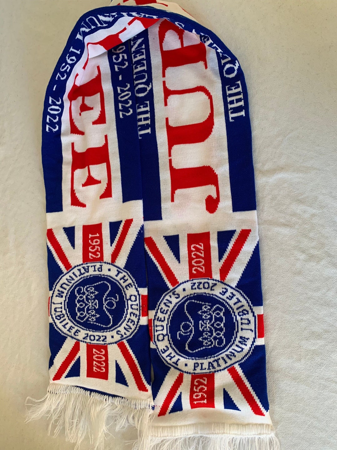 Platinum Jubilee Scarf: Official Queens Jacquard Souvenir - Etsy