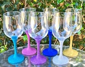Personalised glitter wine glass - Custom wine glasses - Ladies gift idea - Bridesmaid glasses - Wedding glasses - Birthday gift - Goblet