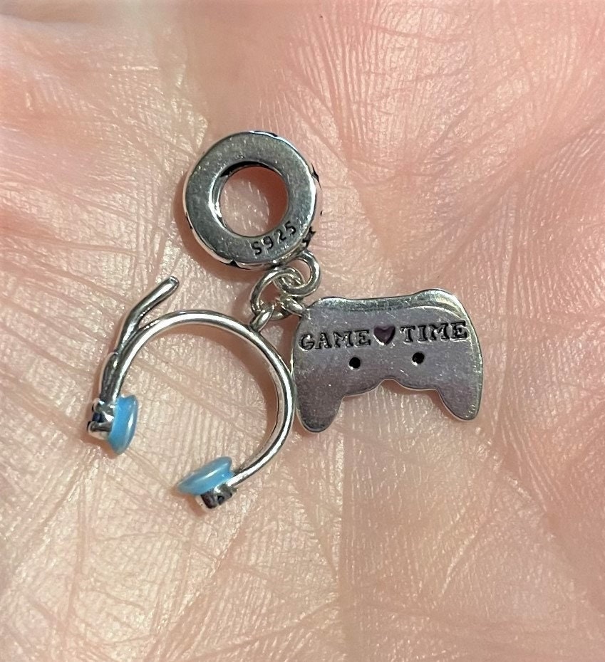 Game Controller Charm , Fits Pandora Bracelets , Headset , Video Game