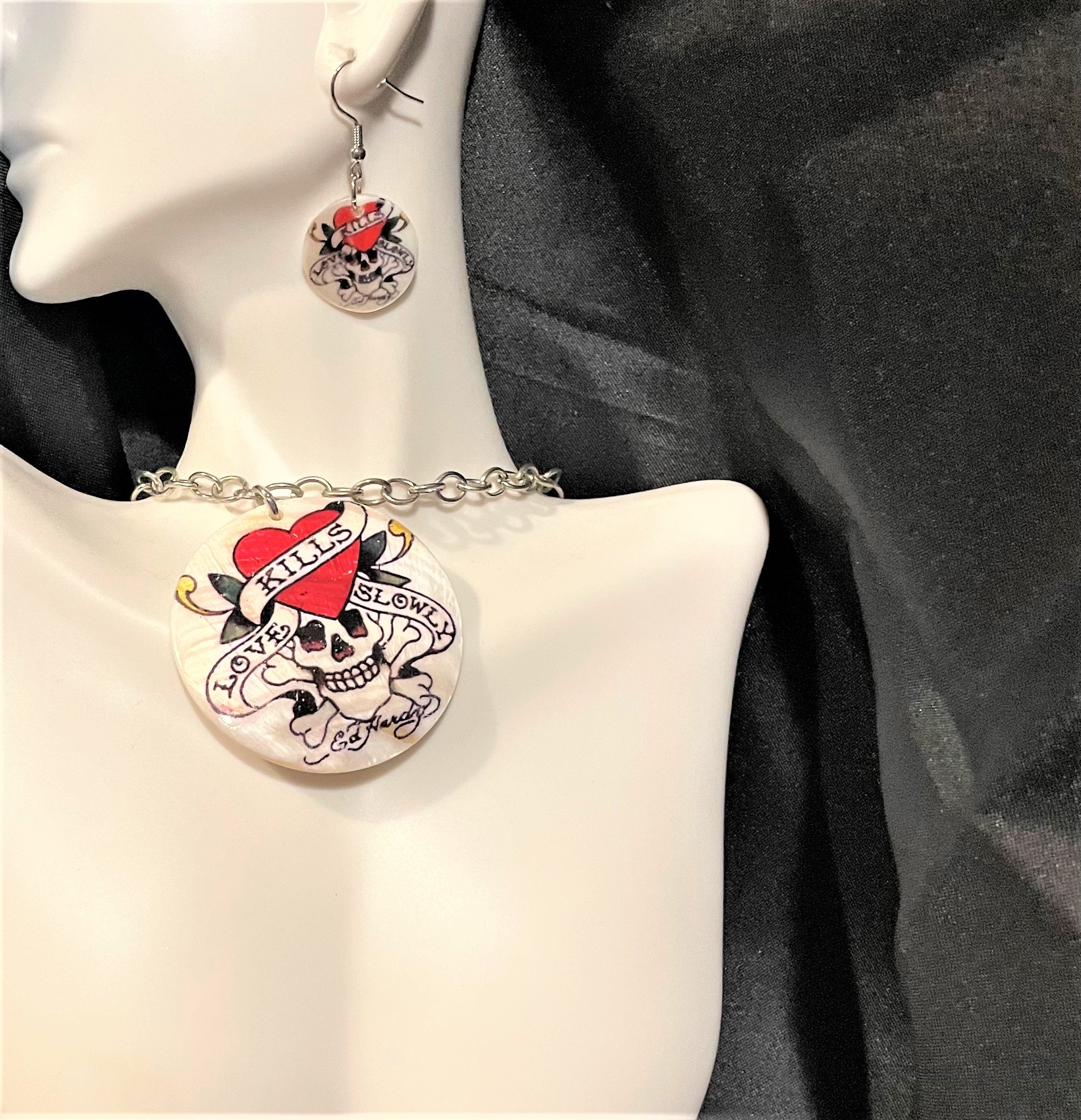 Ed Hardy Shell Disc Necklace and Earrings Set , Love Kills Ed Hardy Shell Disc Necklace and Earrings Set , Love Kills