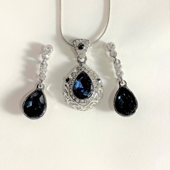 Crystal Teardrop Pendant Necklace Earrings Set , … - image 7