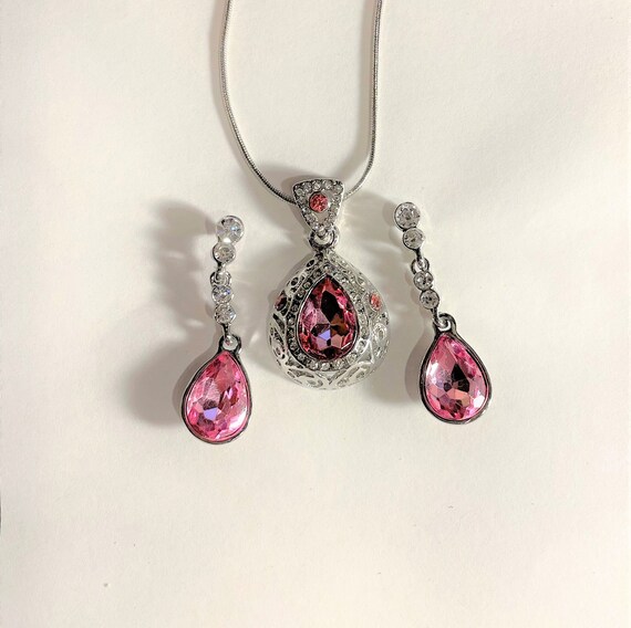 Crystal Teardrop Pendant Necklace Earrings Set , … - image 5