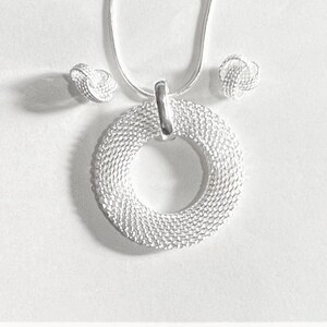 Silver Mesh Round Pendant Necklace &  Love Knot Stud Earrings Set , Jewelry Set for Women