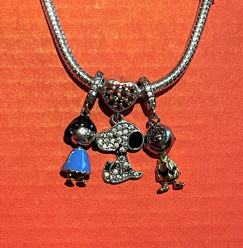 PEANUTS CARTOON CHARMS Fits Pandora Bracelets , Snoopy , Charlie Brown