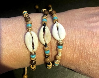 Cowrie shell Beaded bracelet , Shell bracelet, turquoise, wood , coconut beads ,beach bracelet , surfer bracelet ,adjustable