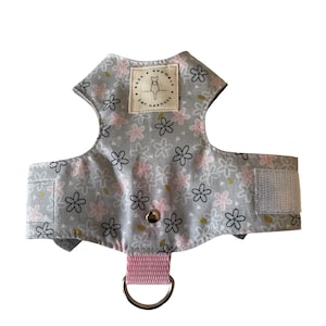butterfly style cat harness. escape proof, kitten harness, Cutie