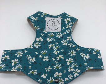 Teal daisy - butterfly style cat harness escape proof