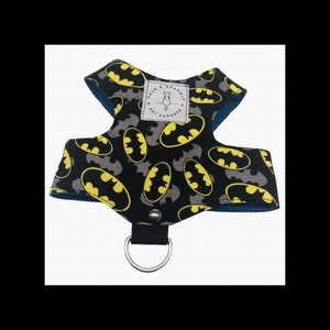 Cat harness, escape proof harness, large cat harness, kitten harness,I love bats