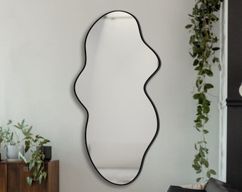 Moderne asymmetrische spiegel, onregelmatig gevormde spiegel, wandspiegel, esthetische badkamerspiegel, zwart ingelijste spiegel, unieke spiegeldecoratie