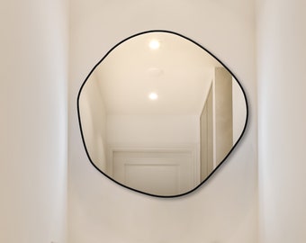 Kreisförmiger asymmetrischer Spiegel, unregelmäßiger Badezimmerspiegel aus Holz, kreisförmiger ästhetischer Spiegel Wohndesign, einzigartiges Spiegeldekor, Schminkspiegel