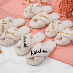 Custom Fluffy Bridesmaid Slipper, Bridal Shower Gift, Personalized Gift, Bride Slipper, Bridesmaid Gifts Proposal, Bachelorette Party Gifts