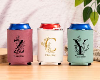 Aangepaste gegraveerde bloemen blikjeskoelers, blikjeskoeler bruiloft bruidsmeisje, bierblikje koeler, aangepaste cadeau-ideeën bruidsmeisje, vrijgezellenfeest geschenken