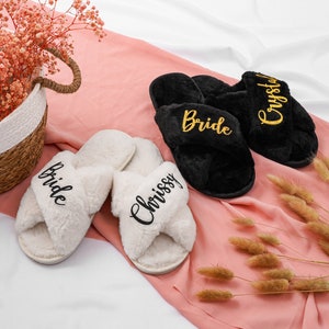 Custom Bride Slippers, Bridal Shower Gift,Fluffy Bride Bridesmaid Slippers,Bride Slipper Personalized,Bridesmaid Gifts,Bridal Party Slippers
