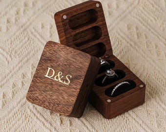 Ringdoos messing inlegwerk, houten ringdoos met metalen inlegwerk, handgesneden notenhouten ringdoos, ringhouder voorstel, jubileum bruiloft aandenken