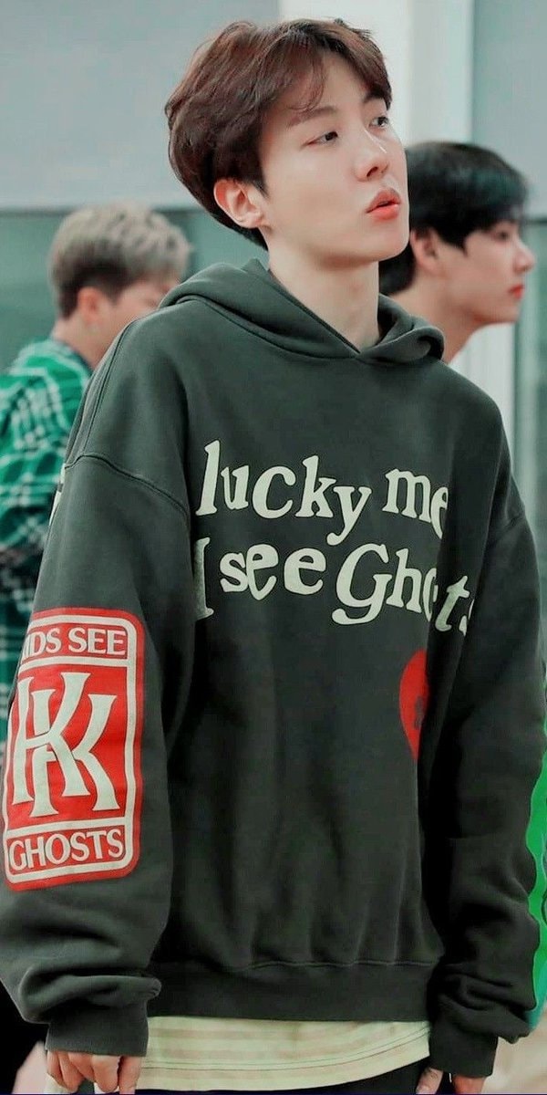 Lucky shop me hoodie