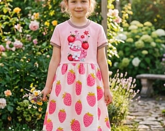 Aardbeien verjaardagsjurk met nummer 1-10 – Gepersonaliseerde verjaardagsjurk voor meisjes – Handgemaakte roze mousseline jurk – Cadeau voor meisjes