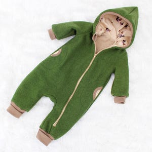 Wollen wandelpakje voor baby&#39;s en kinderen, wandelpakje baby winter, groen met eekhoorntjes maat: 50/ 56/ 62/ 68/ 74/ 80/ 86/ 92/ 98/ 104/ 110/116/122