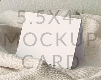 折り畳み式ウェディングサンキューカードモックアップ、文房具店向け 5.5x4 グリーティングカードモックアップ