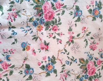Coupon de tissu ancien années 50. Style Boussac. Tissu à fleurs vintage