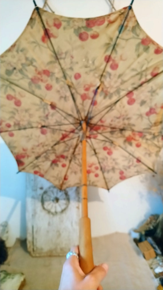 Beautiful old umbrella - image 6