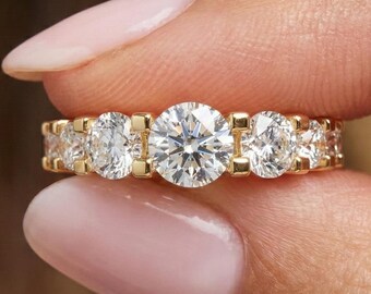 Round Cut Lab Grown Diamond or Moissanite, 14K Solid Gold Anniversary Ring for Her, 925 Silver Promise Ring