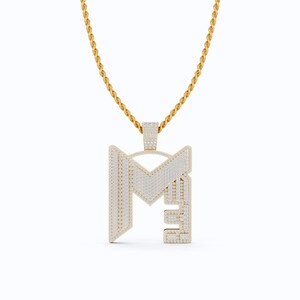 Colgante "M" de hip-hop personalizado en oro de 10 quilates con 5,22 diamantes cultivados en laboratorio de talla redonda. Joya con estilo. Cadena con acabado brillante. Regalo para él. Joyería fina.