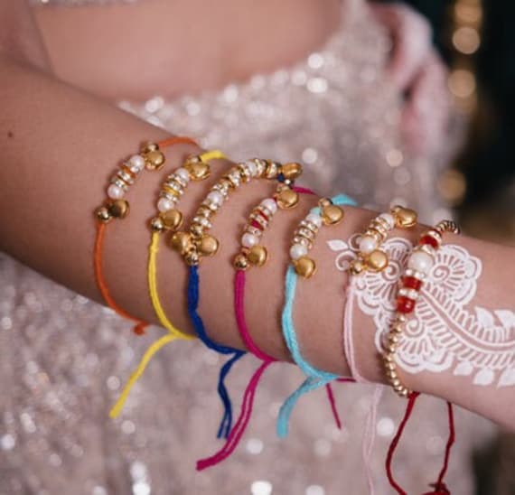 10 Unique Bracelet Mehndi Designs – PushpanjaliBP