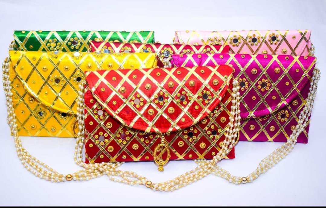 Buy Kuber Industries Clutch Bag | Zig Zag Chicken Silk Embroidery | Moti  Churi Handle | Hand Purse for Woman | Party Bags for Woman | Wedding Clutch  Purse | Purple Online