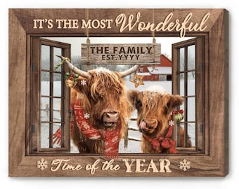 Personalized Family Name Sign: Farmhouse Christmas Wall Art