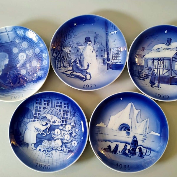 1971-1981 Desiree Denmark Old Copenhagen Blue Christmas Porcelain Plate Collection H.C.ANDERSEN PLATE