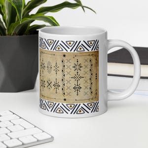 Amazigh Becher. Berber Tattoo. Amazigh Berber Becher. Tifinagh Symbole. Amazigh Tattoo-Tasse. Berber Amazigh. Afrikanischer Becher. Amazigh Druck
