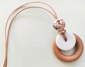 Autumn Floral Breastfeeding Necklace | personalized mum gift | beechwood feeding/nursing necklace | Breastfeeding new mum gift