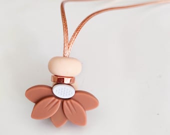 Lily Bloom breastfeeding nursing pendant flower inspired mum fiddle necklace, gift for new mums/ accessory for nursing.