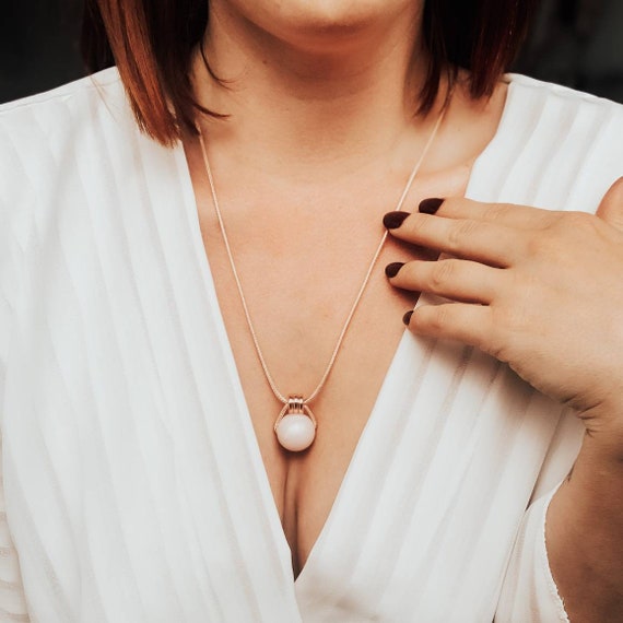 Rose Pink Pearl Breastfeeding Necklace Mom Gift Feeding Necklace
