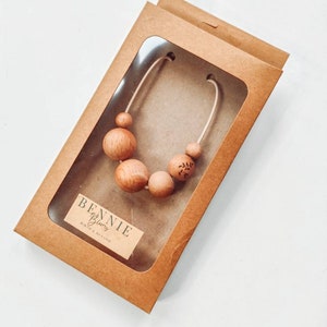 Natural breastfeeding /nursing necklace fiddle beads made from beechwood, breastfeeding pendant new mum/ new baby gift image 4