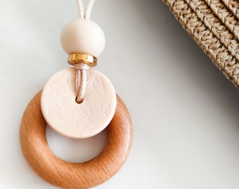 collier d'allaitement et d'allaitement crème florale en bois naturel | aide à l'alimentation et au portage bio pour maman