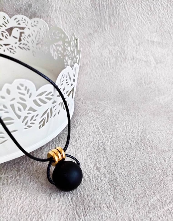 Breastfeeding nursing Necklace Black and Gold Detail