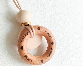 Breastfeeding Necklace personalized| Silicone Mom Jewelry | Fiddle Toy for nursing | UK Baby Shower Gift