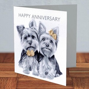 carte d'anniversaire | noeud en or, cadeau pour amoureux des chiens, maman yorkie, papa yorkie, pour elle, pour lui, anniversaire de chien, amoureux des chiens, conçu par l'artiste, fait main